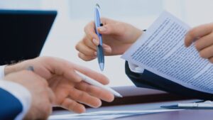 Contracts in the Digital Age: Why Clear Agreements Matter Online